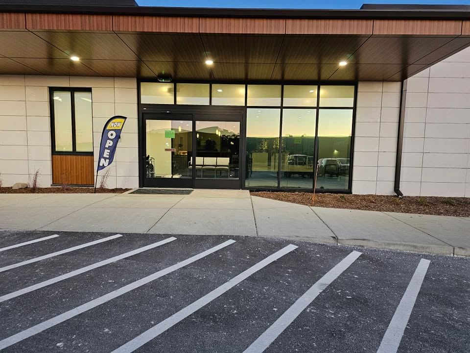 Entry glass, evening tint